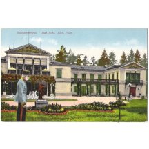 František Josef na procházce po zahradě u císařské vily v Bad Ischlu