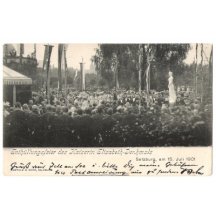 odhalení její sochy