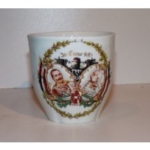  hrneček s nálitkem na vousy