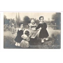 Franz Josef I. a ostatní arcivévodové při dětské hře