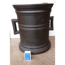 Několik hmoždířů 