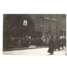 Odchod z kostela - soukromé foto RR!