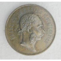 Několik medailí s FJI