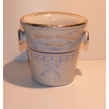 Decorative porcelain mortar