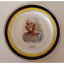 Talíř s Františkem Josefem a černožlutým orámováním