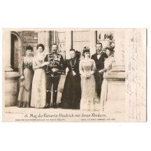 Imperial family ( Wilhelm's mother )