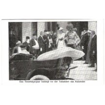 Asi 5 minut před atentátem - Franz Ferdinand a choť nastupují do auta