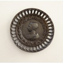 Talíř s portrétem mladého císaře Františka Josefa