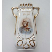 Malá vázička s portréty FJI a WII