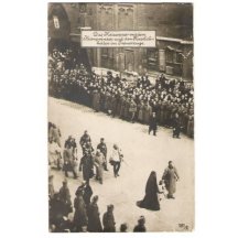 Průvod focen z výšky