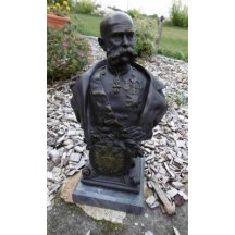 Bronzová busta císaře FJI 