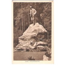 Císařův pomník - v mysliveckém úboru