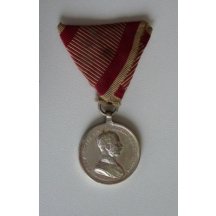 Medaile za statečnost , stříbrná , I.třída - portrét císaře 