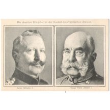 Černobílá pohlednice s císaři