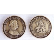 20. Medaile k otevření musea