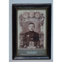 Voják z Budapešti , spolu s císaři