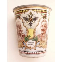 Kovový hrníček s portréty Franz Josefa I., Wilhelma II. , vojáci