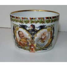 Hrníček s dvojportrétem císařů - František Josef I. a Vilém II.