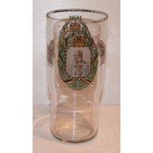 Sklenička s portréty císaře Franz Josefa a Wilhelma 