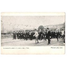 Přechod přes most s Františkem Josefem- Praha