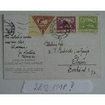 Pohlednice se smíšenou frankaturou hradčan 