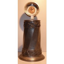 Korbel - portrét Franz Josefa pod uzávěrem,secesní motiv