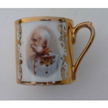 Malý hrníček - viz sada / tácek , dva hrníčky FJ + W a mléčenka 