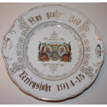 Zlatě zdobený talíř s portrétemFranz Josefa I. a Wilhelma II.