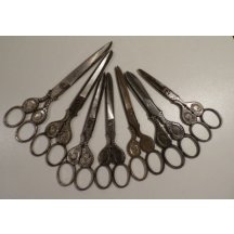 Dobové nůžky s portréty mocnářů